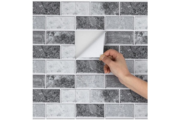 Fliesen Aufkleber: Schnelle Raumgestaltung ohne Renovierungskosten
