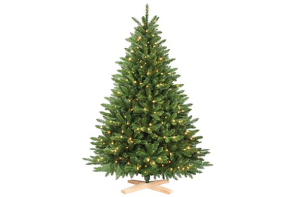 Weihnachtsbaum: Objekt für festliche Dekoration und Raumwirkung